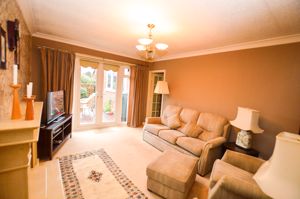 Lounge- click for photo gallery